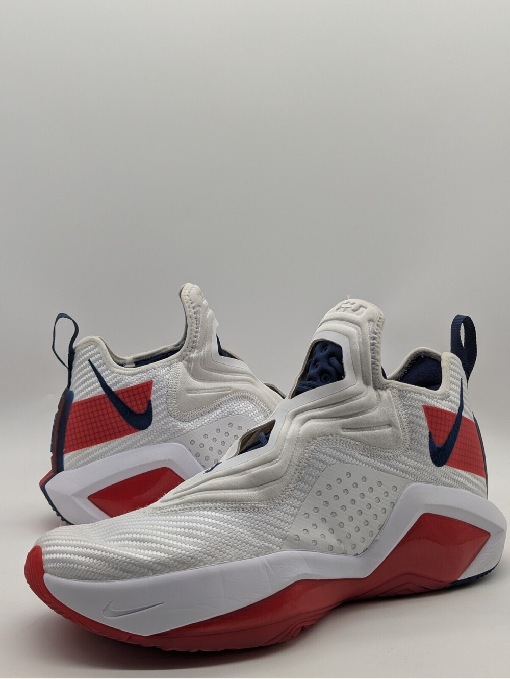 Mens Size 11 - Nike LeBron Soldier 14 USA White Red Basketball Shoes CK6024-100